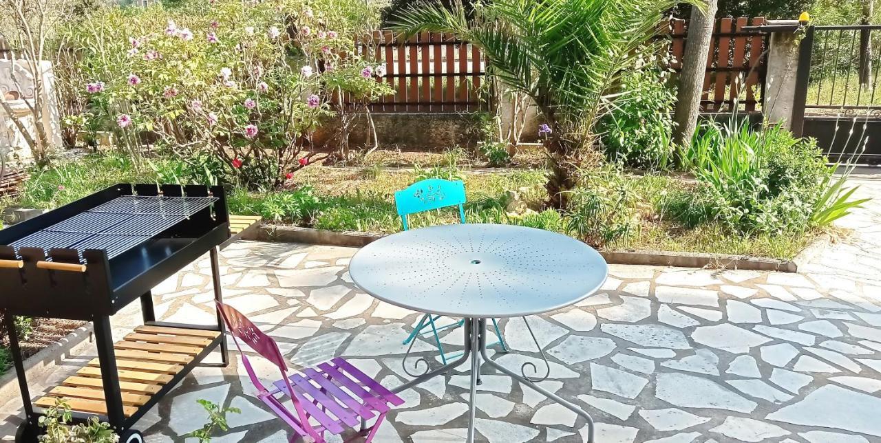 Au Coeur De La Provence Verte Le Cannet-des-Maures Ngoại thất bức ảnh